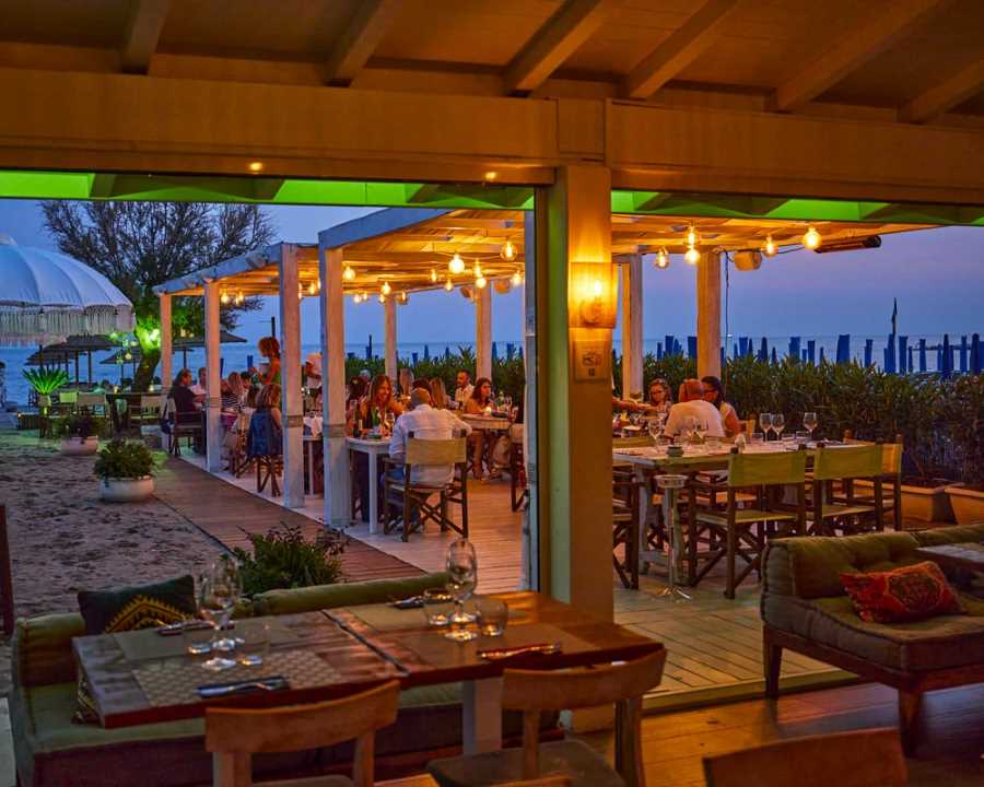 Bagno Gio' Beach Club di Ronchi